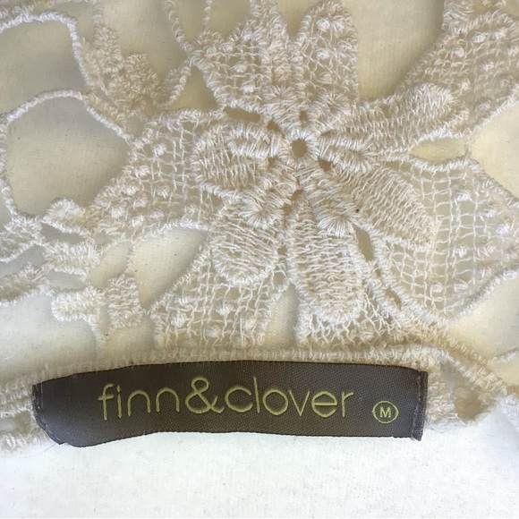 Finn & Clover Open Lace Embroidered Top, Medium - Picture 6 of 7